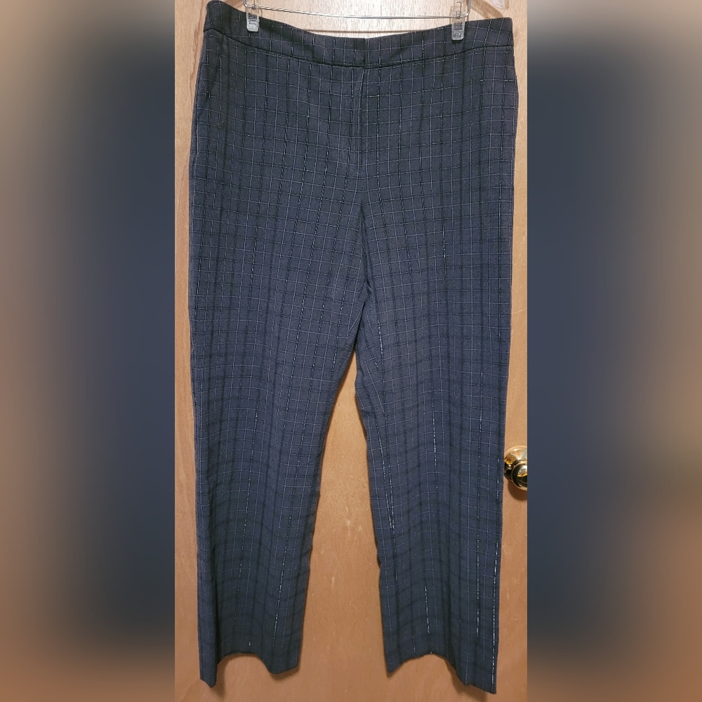 Liz Claiborne audra pants Sz 14 Gray/ Silver Striped